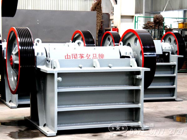 鄂式破碎機(jī)操作的注意事項