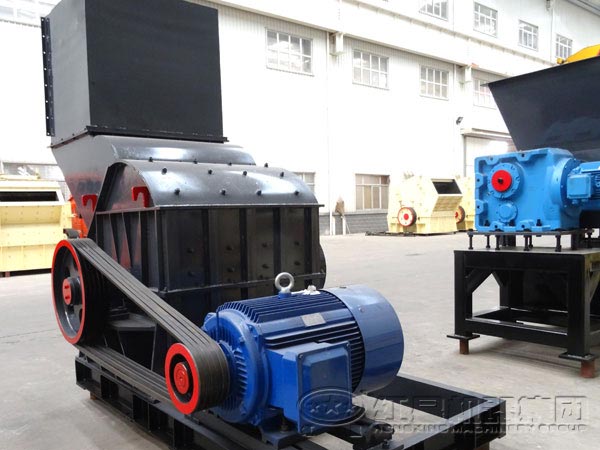 錘式公路碎石機(jī) 錘式公路碎石機(jī)