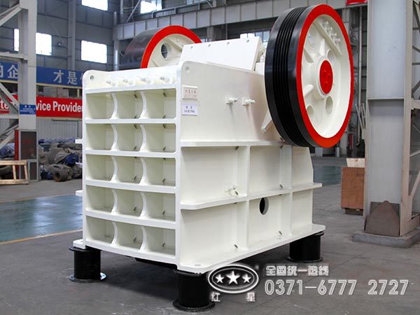 德版鄂式破石機(jī) 德版鄂式破石機(jī)