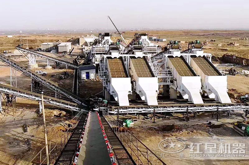 河北客戶大型砂場，配置多臺(tái)設(shè)備
