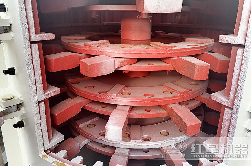 立軸破碎機(jī)內(nèi)部實(shí)拍圖 立軸破碎機(jī)內(nèi)部實(shí)拍圖