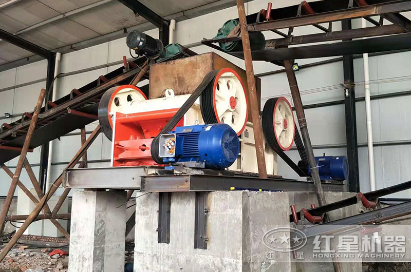 細(xì)鄂破機(jī)工作現(xiàn)場圖片 細(xì)鄂破機(jī)工作現(xiàn)場圖片