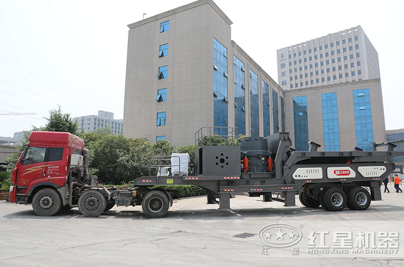 移動(dòng)式磚頭粉碎機(jī)圖片