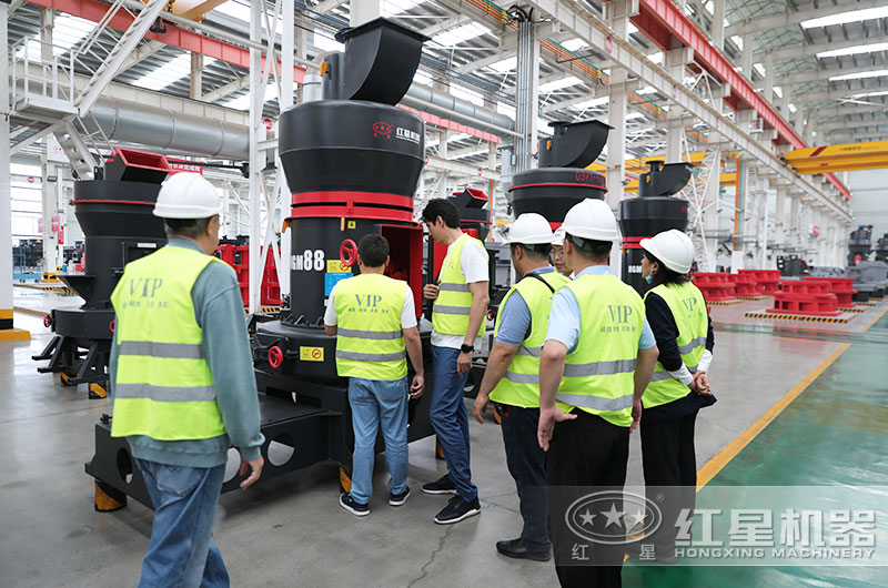 客戶來(lái)廠考察設(shè)備 客戶來(lái)廠考察設(shè)備