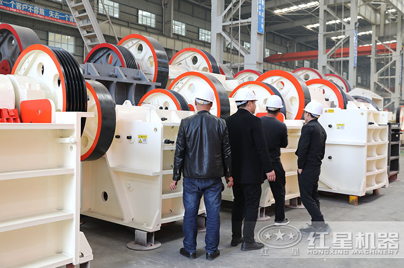 客戶到車(chē)間考察設(shè)備 客戶到車(chē)間考察設(shè)備