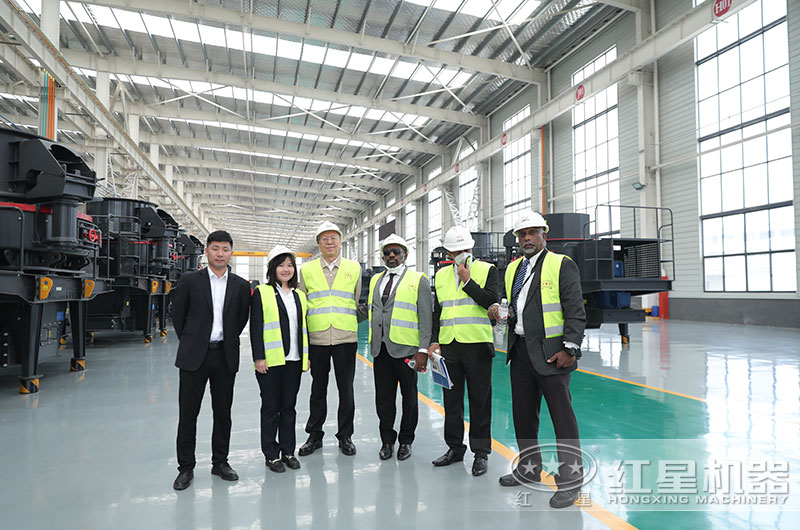 客戶來廠考察設(shè)備 客戶來廠考察設(shè)備