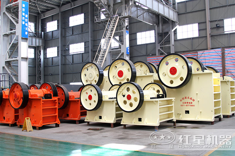 顎式碎石機設備一臺的價格是多少，產(chǎn)量高嗎？碎石效率如何提高