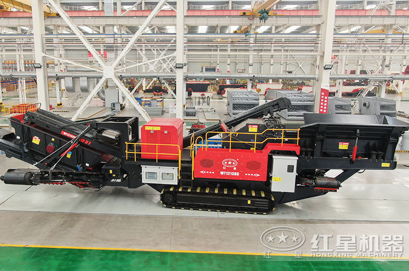 履帶式移動破碎機(jī)圖片 履帶式移動破碎機(jī)圖片