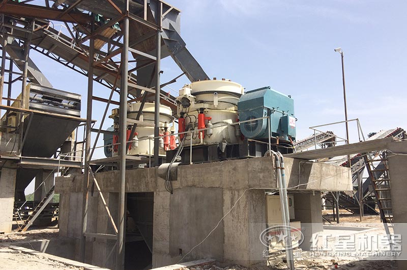 多缸圓錐破碎機(jī)工作現(xiàn)場圖片 多缸圓錐破碎機(jī)工作現(xiàn)場圖片