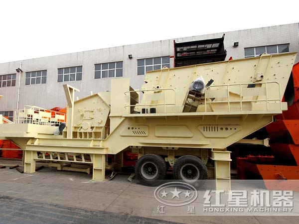 時(shí)產(chǎn)100-150噸的移動(dòng)石子破碎機(jī)多少錢
