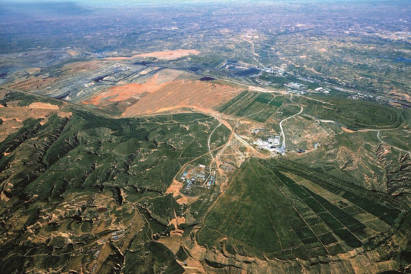 推動(dòng)綠色礦山建設(shè)，紅星破碎機(jī)廠家鼎力相助