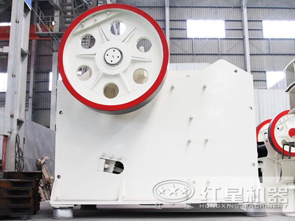 以多少錢購(gòu)買600*900顎式破碎機(jī)才合算