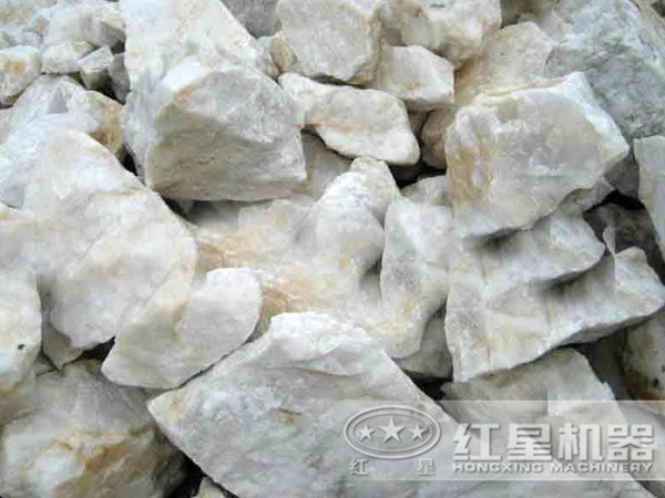 時(shí)產(chǎn)800噸的硅石破碎生產(chǎn)線需要哪些設(shè)備？需要投資多少錢？