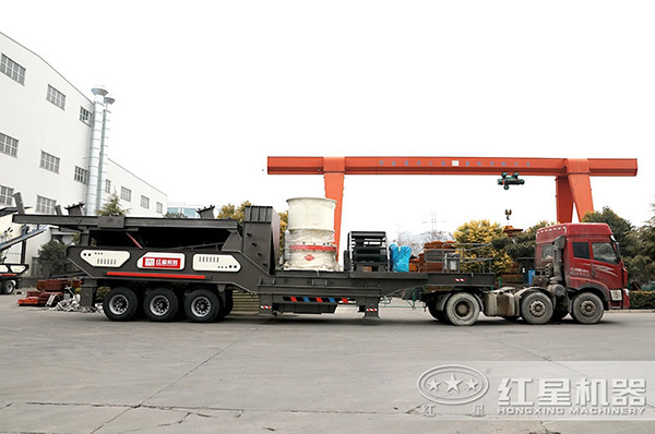 時產300噸石料流動圓錐磕石機裝車發(fā)貨