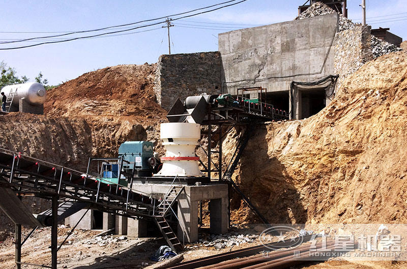 時產300噸花崗巖碎石生產現場