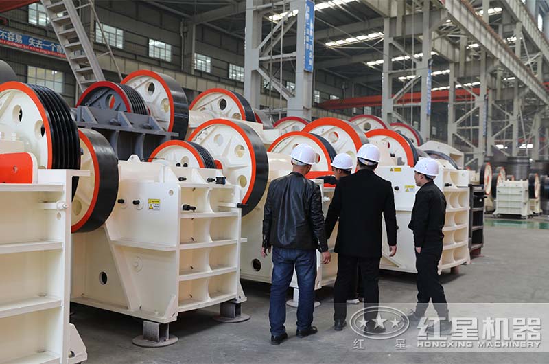 內(nèi)蒙時(shí)產(chǎn)150噸青石破碎生產(chǎn)線安裝完成，看看生產(chǎn)效果如何