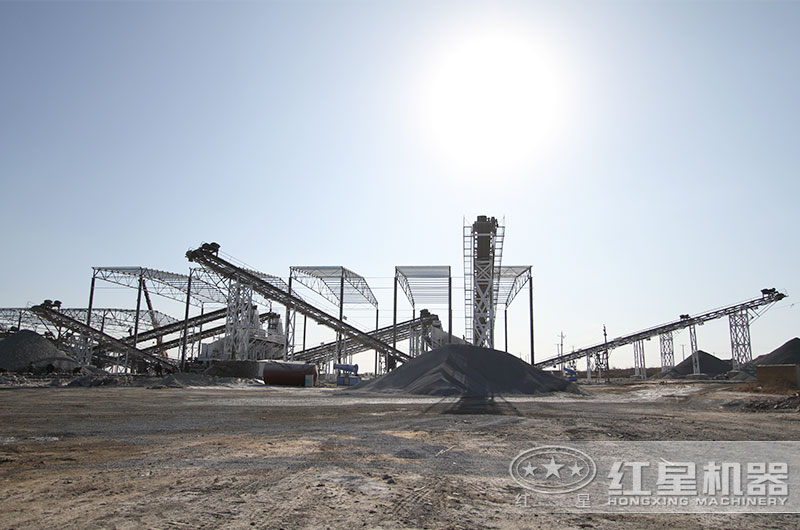 一套機(jī)制砂機(jī)器多少錢？有沒(méi)有現(xiàn)場(chǎng)工作視頻