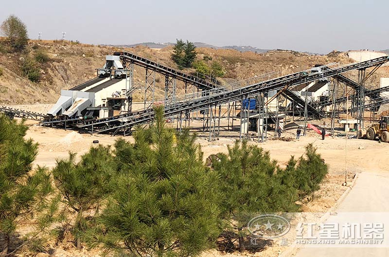 哪種制砂機出來的沙好用，有沒有石頭制砂現(xiàn)場視頻