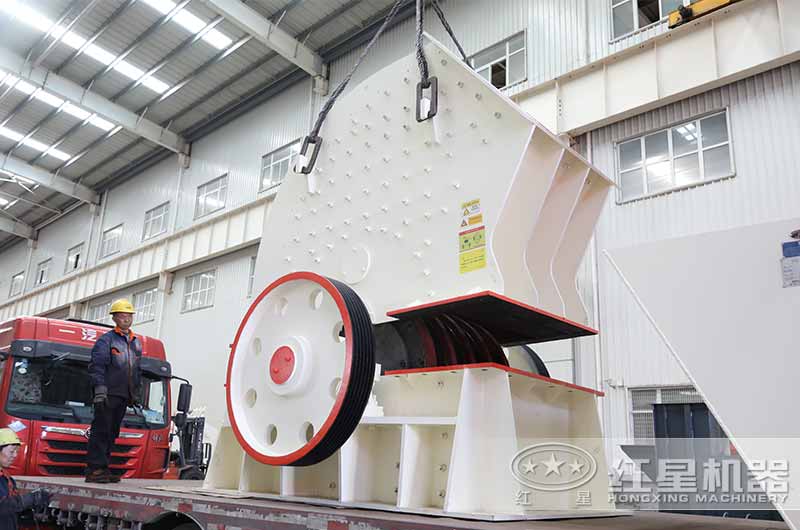 重錘式廢玻璃粉碎機(jī)裝車(chē)發(fā)貨