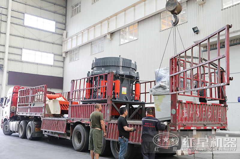 處理細(xì)料的圓錐破碎機(jī)下料口多大，產(chǎn)量是多少？