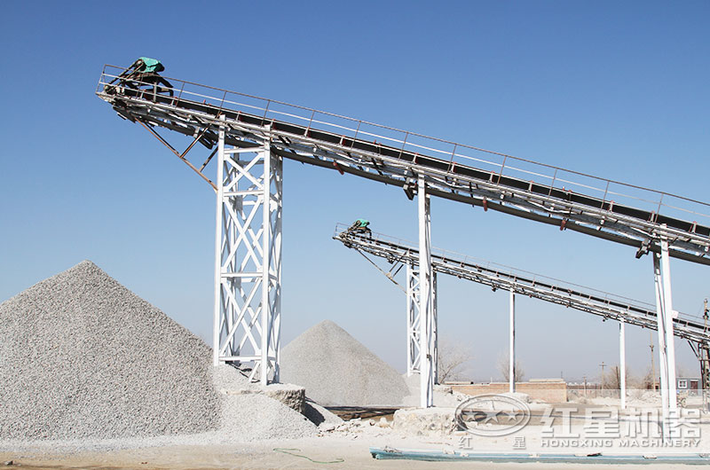 碎石粉碎機(jī)每天能碎多少噸石料？大概多少錢一套？