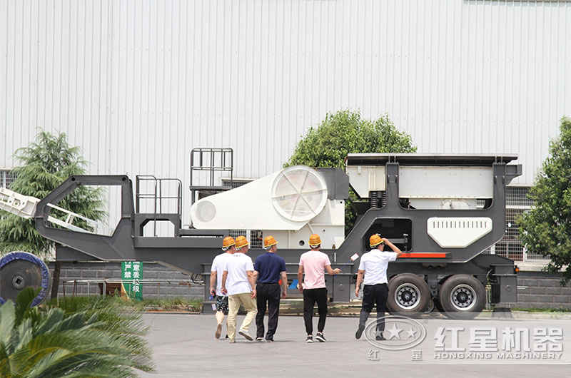 時(shí)產(chǎn)40-80噸移動(dòng)破碎機(jī)配置、價(jià)格及生產(chǎn)視頻