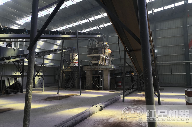 洞渣加工砂石合法嗎？繳納資源稅嗎？需要用到哪些砂石加工設(shè)備？