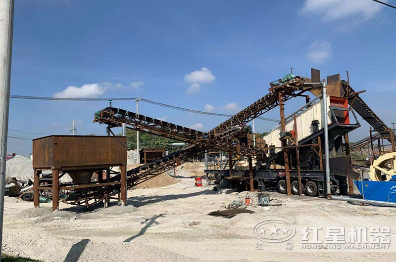 移動(dòng)式破碎機(jī)支持按需定制，配置您說了算