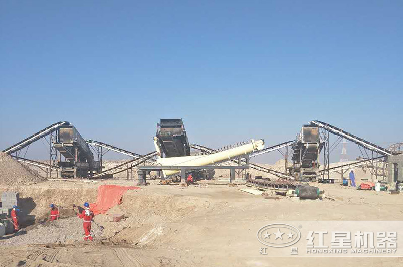 阿曼青石移動配置生產現(xiàn)場