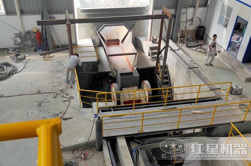 磚廠用頁巖破碎機(jī)轉(zhuǎn)速一般是多少？頁巖磚和紅磚哪個(gè)建房子好？